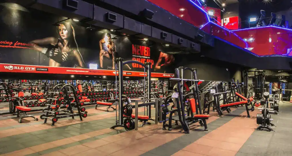 CBC SPACE 附近的 world gym  photo credit: google 商家業主精選